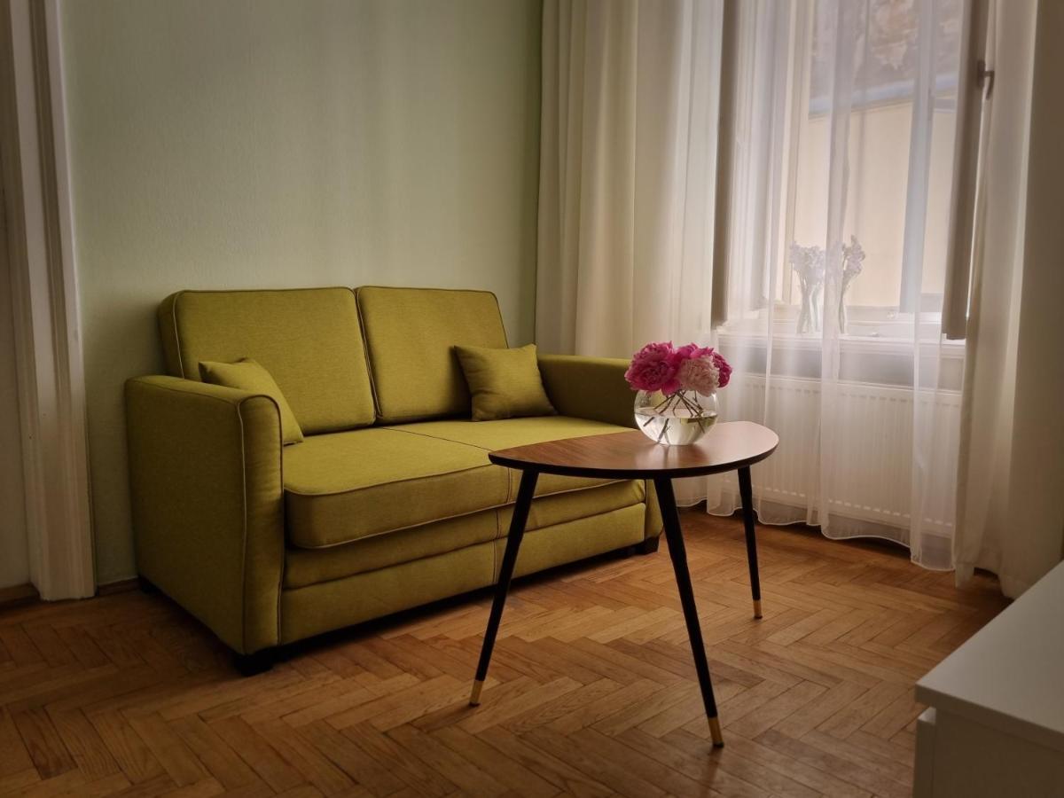 Apartament St.